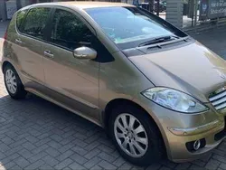 Beige Gebraucht 2005 Mercedes A150 Elegance Limousine | 3.990 € (Fairer Preis)