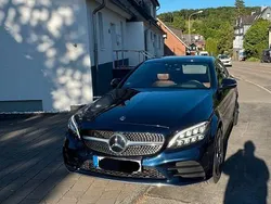 Blau Gebraucht 2019 Mercedes C220 AMG Limousine | 26.500 € (Etwas zu teuer)