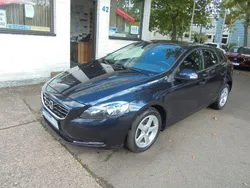 Blau Gebraucht 2015 Volvo V40 You! Kombi | 7.950 € (Fairer Preis)