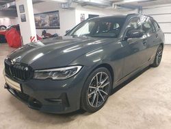 Grau Gebraucht 2022 BMW 330 Sport Line Kombi | 38.250 € (Etwas zu teuer)