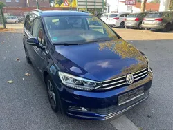 Blau Gebraucht 2017 VW Touran Sound Van / Kleinbus | 16.999 € (Guter Preis)