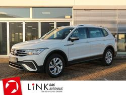 Pure white Gebraucht 2022 VW Tiguan Allspace Life SUV | 26.850 € (Guter Preis)