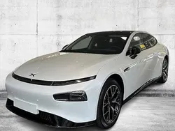 Weiß Gebraucht 2025 XPENG P7 AWD Performance Limousine | 42.020 €