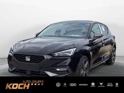 Mitternachtsschwarz Neu 2025 Seat Leon FR Limousine | 35.266 € (Teuer)