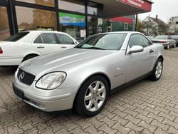 Silber Gebraucht 1999 Mercedes SLK230 Cabrio | 6.999 € (Fairer Preis)