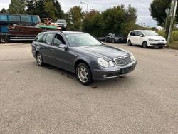 Flintgrau metalliclack Gebraucht 2005 Mercedes E200 Kombi | 1.990 € (Superpreis)