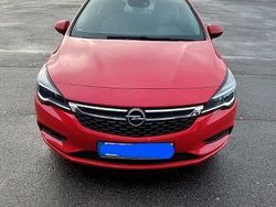 Rot Gebraucht 2016 Opel Astra Edition Kombi | 6.000 € (Guter Preis)