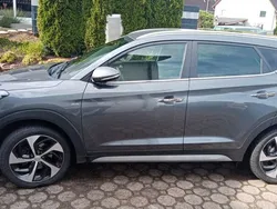 Grau Gebraucht 2018 Hyundai Tucson Premium SUV | 16.800 € (Guter Preis)