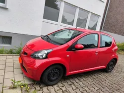 Rot Gebraucht 2007 Toyota Aygo Kleinwagen | 1.750 € (Guter Preis)
