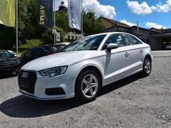 Monsungrau (metallic) Gebraucht 2019 Audi A3 Sport Limousine | 21.750 € (Superpreis)