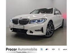 Alpinweiß uni Gebraucht 2021 BMW 330 Luxury Line Kombi | 38.980 € (Etwas zu teuer)