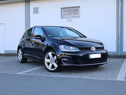Schwarz Gebraucht 2013 VW Golf VII Highline Limousine | 9.500 € (Etwas zu teuer)