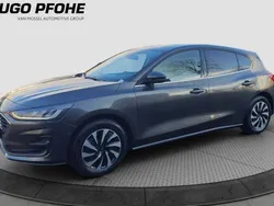 Grau Gebraucht 2022 Ford Focus Titanium Limousine | 17.250 € (Superpreis)