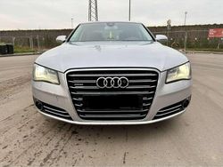 Silber Gebraucht 2010 Audi A8 Limousine | 16.500 € (Fairer Preis)