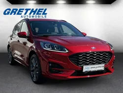 Rot Gebraucht 2021 Ford Kuga ST-Line X SUV | 23.590 € (Fairer Preis)