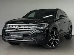 Schwarz deep black perleffekt Gebraucht 2021 VW Touareg R-line SUV | 50.890 € (Fairer Preis)