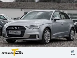 Florettsilber metallic Gebraucht 2019 Audi A3 Sport Limousine | 22.280 € (Fairer Preis)