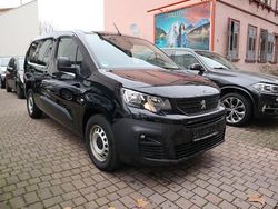 Schwarz Gebraucht 2021 Peugeot Partner Premium Van / Kleinbus | 15.290 € (Guter Preis)