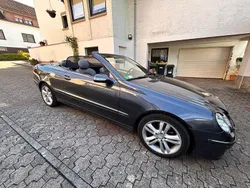Grau Gebraucht 2009 Mercedes CLK200 Avantgarde Cabrio | 11.500 € (Guter Preis)