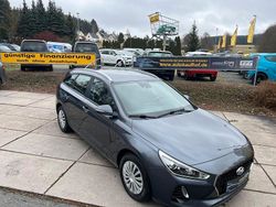 Grau Gebraucht 2017 Hyundai i30 Kombi | 11.995 € (Fairer Preis)