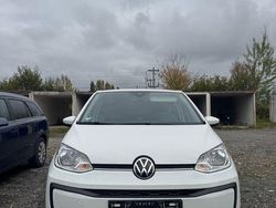 Weiß Gebraucht 2021 VW up! Style Kleinwagen | 10.650 € (Guter Preis)