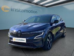 Blau Gebraucht 2022 Renault Mégane Limousine | 26.899 € (Fairer Preis)