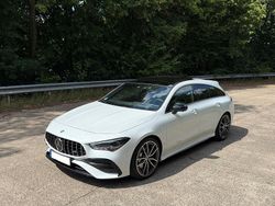 Weiß Gebraucht 2024 Mercedes CLA35 AMG Shooting Brake Premium Plus Kombi | 43.990 € (Fairer Preis)