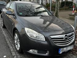 Grau Gebraucht 2010 Opel Insignia Limousine | 2.350 € (Superpreis)