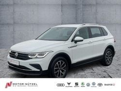 Weiß Gebraucht 2022 VW Tiguan Life SUV | 25.430 € (Fairer Preis)