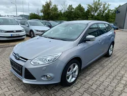 Silber Gebraucht 2014 Ford Focus Titanium Kombi | 6.450 € (Fairer Preis)