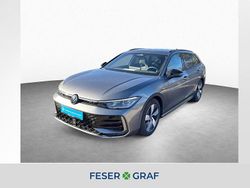 Diabasgrau metallic Gebraucht 2024 VW Passat R-line Kombi | 35.890 € (Guter Preis)