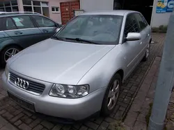 Silber Gebraucht 2001 Audi A3 Limousine | 1.990 € (Guter Preis)