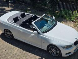 Weiß Gebraucht 2010 BMW 325 Cabriolet M Sport Cabrio | 14.500 € (Teuer)
