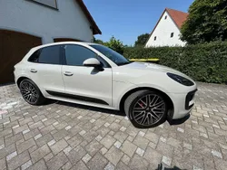 Grau Gebraucht 2022 Porsche Macan S SUV | 64.900 €