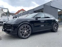 Schwarz Neu 2025 Porsche Cayenne SUV | 113.990 €