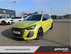 Gelb Neu 2024 Peugeot 208 Allure Kleinwagen | 22.990 € (Teuer)