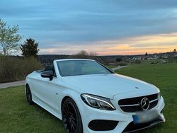 Weiß Gebraucht 2018 Mercedes C220 AMG line Cabrio | 28.499 € (Fairer Preis)