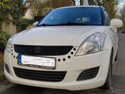 Weiß Gebraucht 2012 Suzuki Swift Limousine | 4.000 € (Guter Preis)