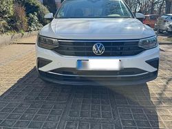 Weiß Gebraucht 2021 VW Tiguan SUV | 25.000 € (Fairer Preis)
