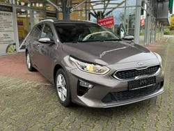 Braun Gebraucht 2019 Kia Ceed Sportswagon Kombi | 11.990 € (Guter Preis)