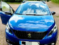 Blau Gebraucht 2019 Peugeot 2008 Allure GT-Line SUV | 15.900 € (Fairer Preis)