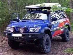 Blau Gebraucht 2000 Nissan Patrol Comfort SUV | 24.850 € (Teuer)