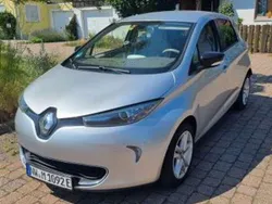Silber Gebraucht 2020 Renault Zoe Life Kleinwagen | 7.900 €