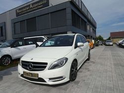 Weiß Gebraucht 2011 Mercedes B180 Van / Kleinbus | 10.450 € (Teuer)