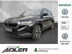 Schwarz Neu 2024 Skoda Karoq Drive SUV | 34.790 € (Guter Preis)