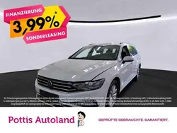 Weiss Gebraucht 2023 VW Passat Business Kombi | 25.443 € (Fairer Preis)
