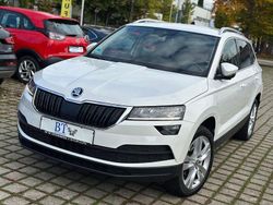 Weiß Gebraucht 2018 Skoda Karoq SUV | 15.990 € (Etwas zu teuer)