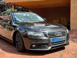 Grau Gebraucht 2010 Audi A4 Sport Limousine | 6.250 € (Guter Preis)