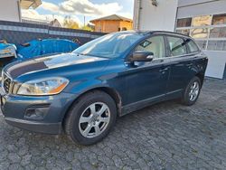 Blau Gebraucht 2009 Volvo XC60 SUV | 7.750 € (Teuer)