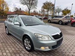 Grün Gebraucht 2009 Skoda Octavia Ambiente Kombi | 2.550 € (Fairer Preis)